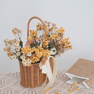 Simulierte Blume Herbst einzelne kleine Daisy Heimdekoration Esstisch Blumenstrauß Dekoration Gegenstand Shooting Prop