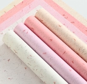 Ein guter Preis. Blütenkunstpapier Blütentextur Blütenverpackungspapier Online