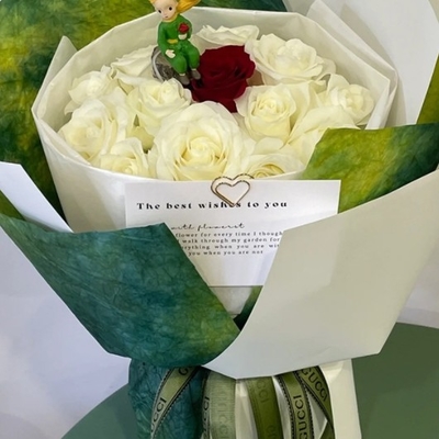 Ein guter Preis. Blütenstrauß aus Tintewaschpapier, Dekorationspapier für den kleinen Prinzen, Flachpapier mit Steintextur, frische Blumen, handgefertigte Blumenwaren Online