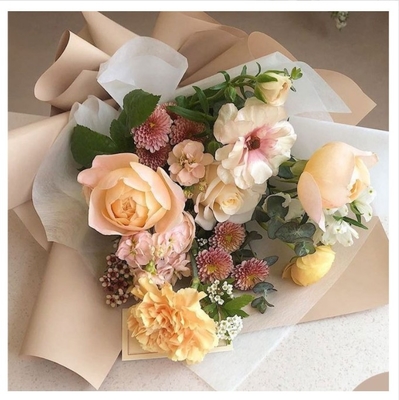 Ein guter Preis. Einfarbige Porzellan-Mattfolie 58*58cm Wasserdichte Perlmuttfolie DIY Geschenkpapierrolle Blumenverpackung Mattpapier Online