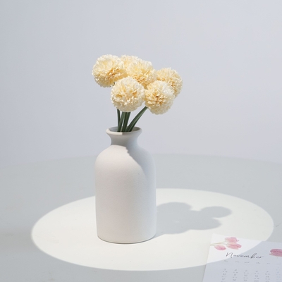 Ein guter Preis. Simulierte Blume 6-teiliger Miniball Heimdekoration Esstisch Blume Hotel weiche Dekoration Blumenkunst grenzüberschreitend heiß verkaufte kleine frische falsche Blumen Online