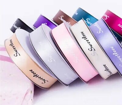 Ein guter Preis. Goldene Linie für Geschenk- und Blumenverpackungen Online