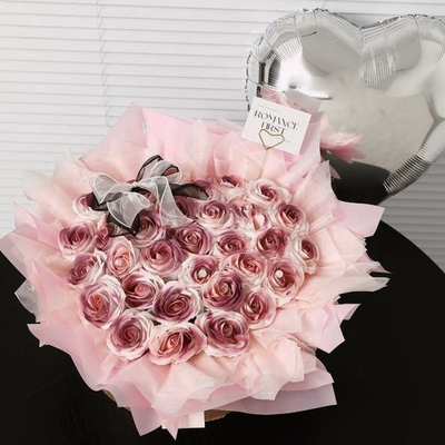 Ein guter Preis. Handgefertigte künstliche Seifenblüten-Rosenstrauß, romantisch duftende Rosengebotsstrauß zum Valentinstag, Muttertag & Hochzeitsschmuck Online
