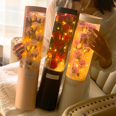 Ein guter Preis. Neue Ankunft Valentinstagsgeschenk Realistische Rosen Seife Blumen Umarm Eimer Geburtstagsgeschenk Mit LED-Leuchten 9-Stiel Seife Rosenstrauß Online