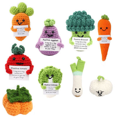 Ein guter Preis. Handgefertigte Puppe Häkel Baumwolle Positive Emotionale Puppen für Geschenke Frauen Freunde Geburtstagsgeschenke Ermutigung Weihnachtsdekoration Online