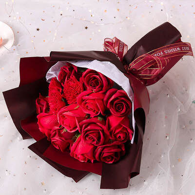 Ein guter Preis. Chinesische Hersteller verkaufen künstliche Seifenblumen, Rosenblumen, Nelken, Blumenstrauß zum Valentinstagsgeschenk Online